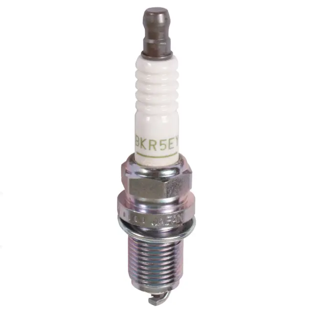 Свічки запалювання NGK Standart (Standart BKR5EY11 2355)