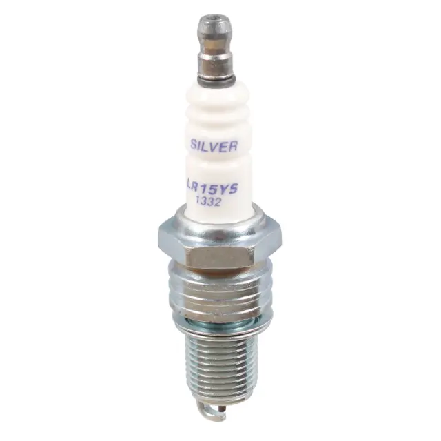 Свічки запалювання BRISK Silver LR15YS 8V ВАЗ 2101-2112 комплект (1332N)